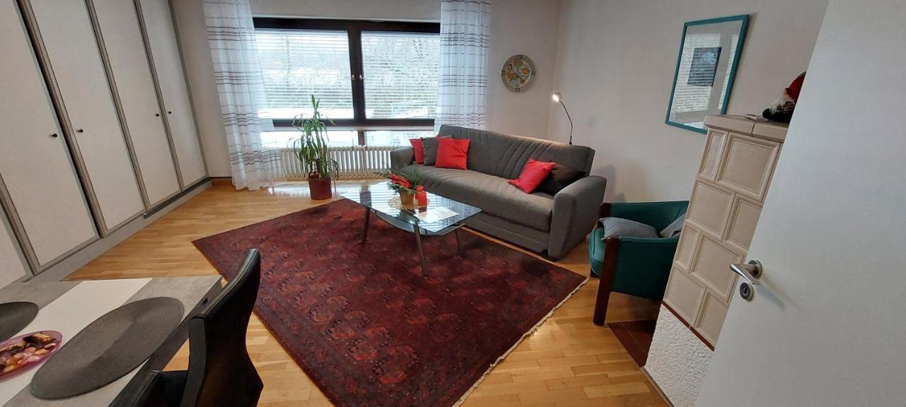 Wohnung Zum Wohlfuehlen Beruflich Und Privat Zell am Main Exterior foto